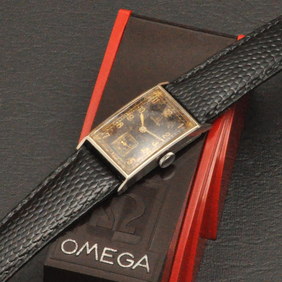 Omega T17 aprox 1936 with bakelite box